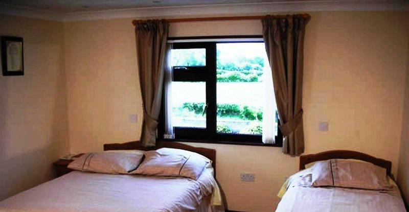Browns Country House Hotel บุชมิลส์ ภายนอก รูปภาพ